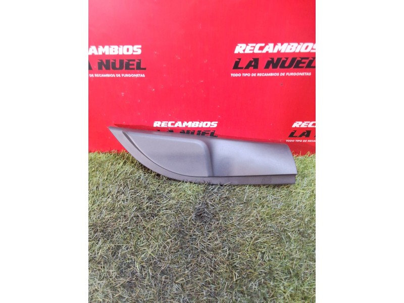 Recambio de moldura puerta delantera derecha para peugeot expert furgoneta (v_) 2.0 bluehdi 120 referencia OEM IAM 98089934  