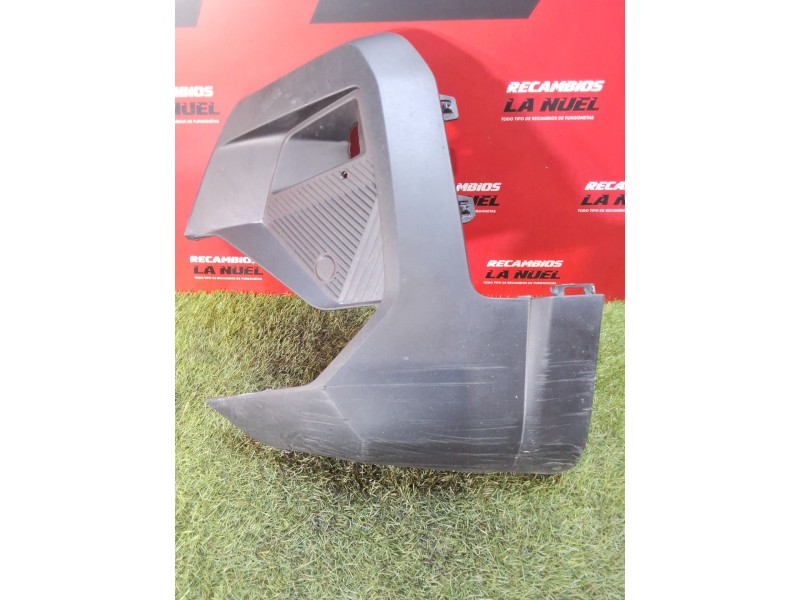 Recambio de moldura paragolpes delantero izquierda para peugeot rifter 1.5 bluehdi 100 referencia OEM IAM 9856148180 9856148980 
