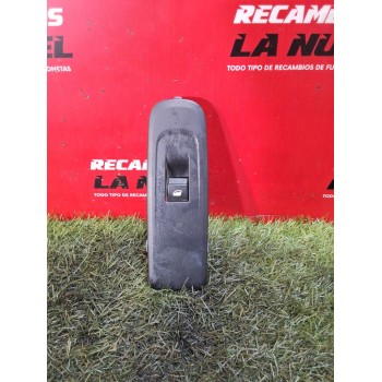 MANDO ELEVALUNAS DELANTERO DERECHO 9816791877 98016307ZD 