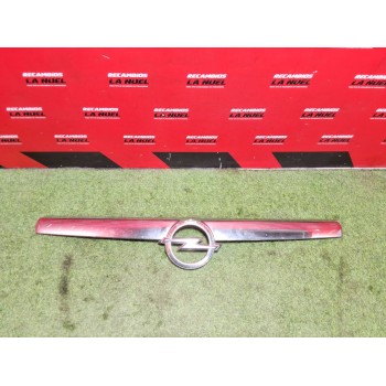 Recambio de calandria para opel movano b furgón/combi fg. l1h1 2,8t cdti referencia OEM IAM 0001037987  
