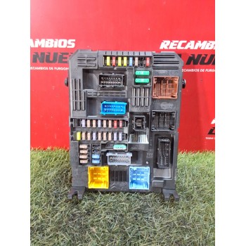 CAJA RELES / FUSIBLES 9832880280 
