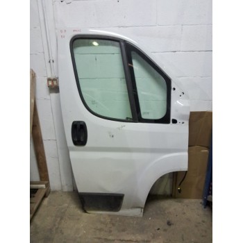 PUERTA DELANTERA DERECHA 9004Y1 46862841 1682477280