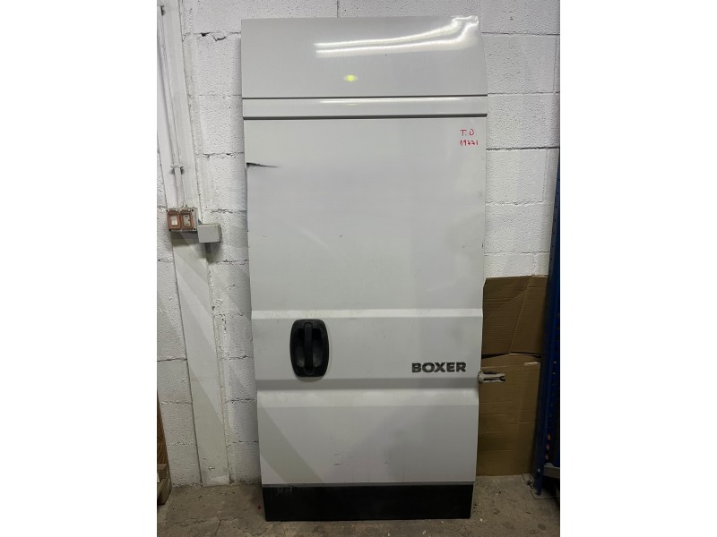 Recambio de puerta trasera derecha para citroën jumper iii furgoneta 2.2 hdi 130 referencia OEM IAM   