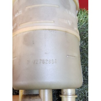 Recambio de deposito servo para peugeot expert furgoneta (vf3a_, vf3u_, vf3x_) 1.6 hdi 90 8v referencia OEM IAM 7700782884  