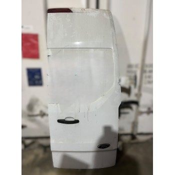 PUERTA TRASERA DERECHA 2445949 PBK21-V40010-AD BK21-V40010-AE