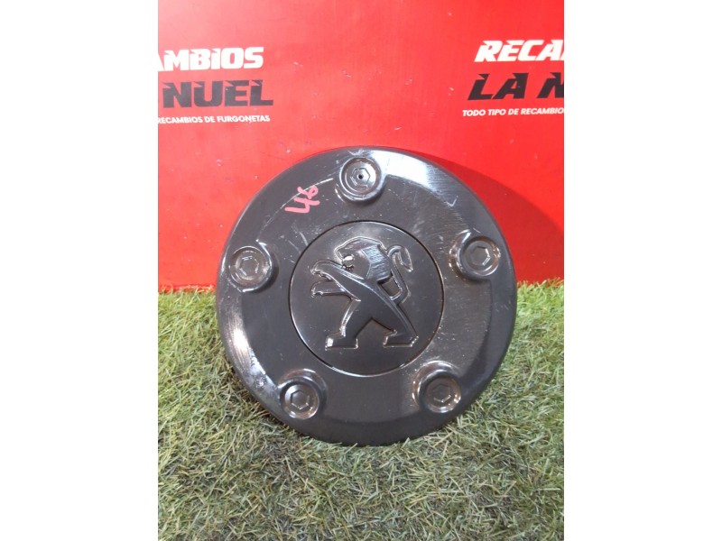 Recambio de tapacubos para peugeot expert furgoneta (v_) 2.0 bluehdi 120 referencia OEM IAM 9677413577  