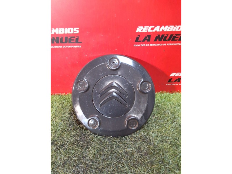 Recambio de tapacubos para citroën jumpy iii furgoneta (v_) 1.5 bluehdi 120 referencia OEM IAM 9677381777  