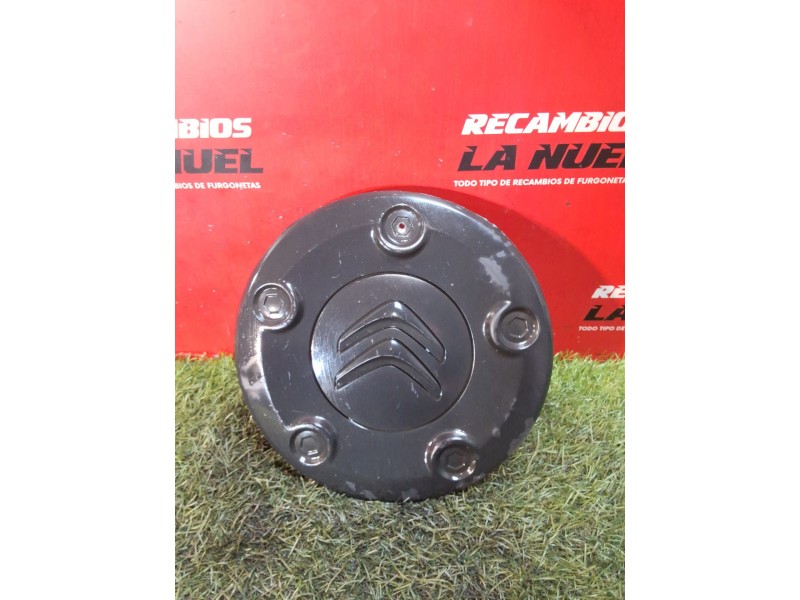 Recambio de tapacubos para citroën jumpy iii furgoneta (v_) 1.5 bluehdi 120 referencia OEM IAM 9677381777  