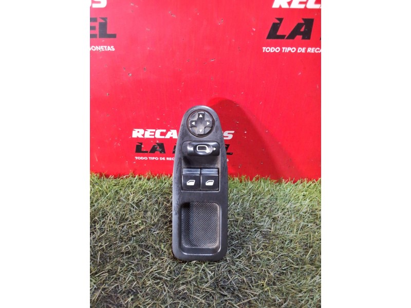 Recambio de mando elevalunas delantero izquierdo para peugeot expert furgoneta (vf3a_, vf3u_, vf3x_) 1.6 hdi 90 8v referencia OE