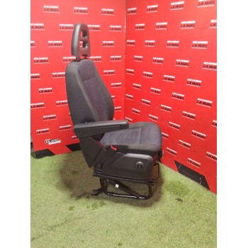 Recambio de asiento delantero izquierdo para iveco daily vi furgoneta 33s12, 35s12, 35c12 referencia OEM IAM 5802826074 58014043