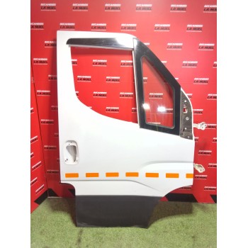 PUERTA DELANTERA DERECHA 5801519999 