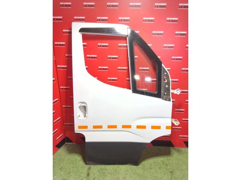 Recambio de puerta delantera derecha para iveco daily vi furgoneta 33s12, 35s12, 35c12 referencia OEM IAM 5801519999  