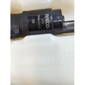 Recambio de deposito limpia para iveco daily vi furgoneta 33s12, 35s12, 35c12 referencia OEM IAM 03801895  