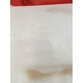 Recambio de deposito limpia para iveco daily vi furgoneta 33s12, 35s12, 35c12 referencia OEM IAM 03801895  