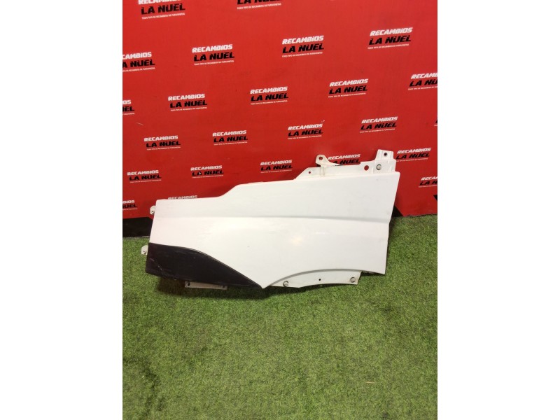 Recambio de aleta delantera izquierda para iveco daily vi furgoneta 33s12, 35s12, 35c12 referencia OEM IAM 5802382341  