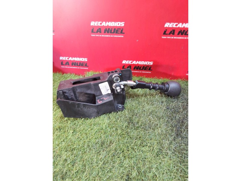 Recambio de palanca cambio para iveco daily vi furgoneta 33s12, 35s12, 35c12 referencia OEM IAM 5801283904  