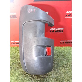 PUNTERA PARAGOLPES TRASERO IZQUIERDO 5801529830 5801541041 
