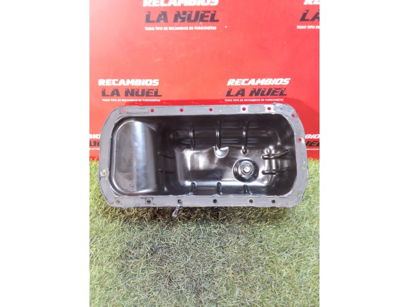 Recambio de carter para opel vivaro furgón l express cdti dpf referencia OEM IAM 139732B02  