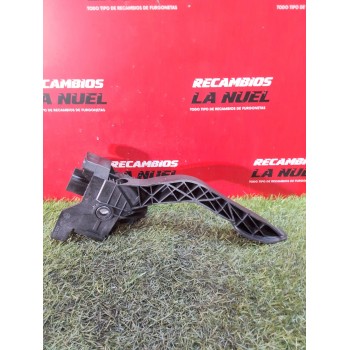 Recambio de pedal acelerador para iveco daily vi furgoneta 33s12, 35s12, 35c12 referencia OEM IAM 504061734  