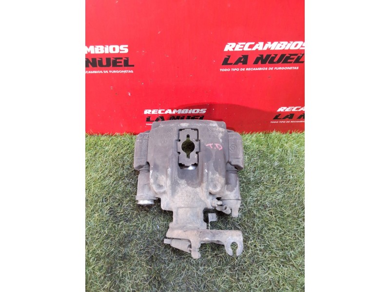 Recambio de pinza freno trasera derecha para iveco daily vi furgoneta 33s12, 35s12, 35c12 referencia OEM IAM 727136 93161847 