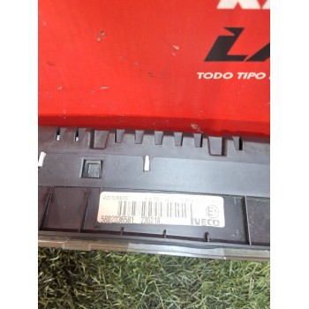 Recambio de cuadro instrumentos para iveco daily vi furgoneta 33s12, 35s12, 35c12 referencia OEM IAM 5802036581 A2C10356800 