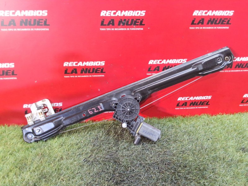 Recambio de mecanismo elevalunas delantero izquierdo para iveco daily vi furgoneta 33s12, 35s12, 35c12 referencia OEM IAM 580190