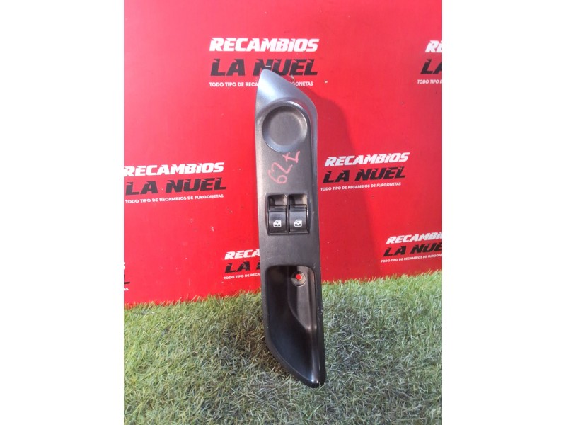 Recambio de mando elevalunas delantero izquierdo para iveco daily vi furgoneta 33s12, 35s12, 35c12 referencia OEM IAM   