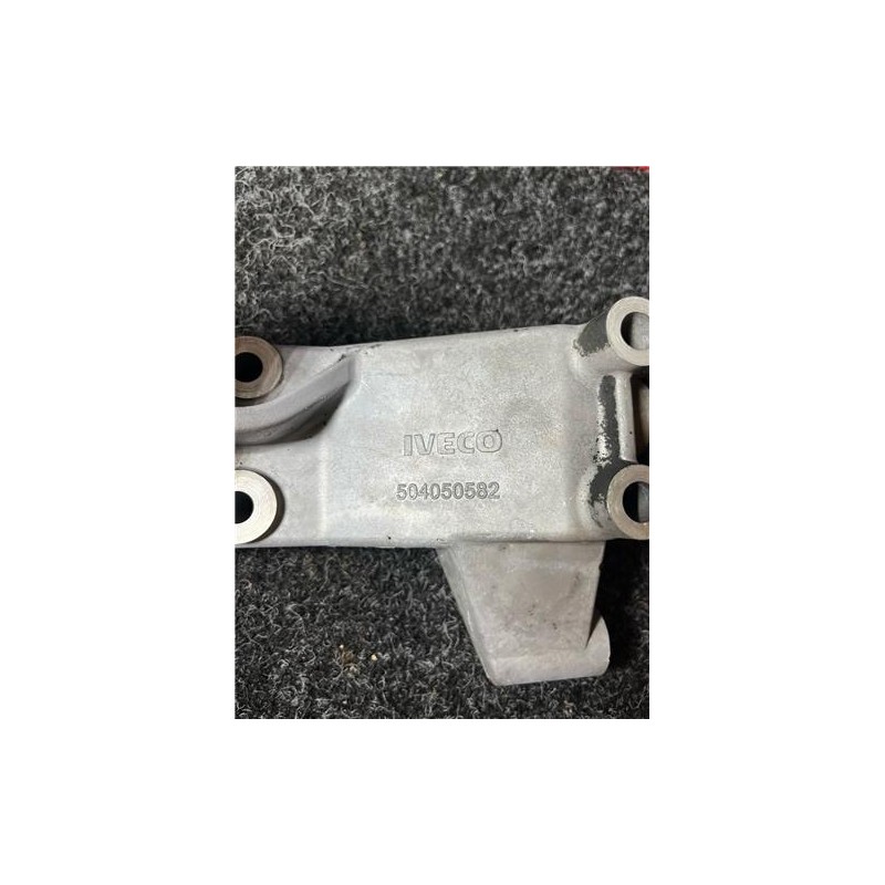 Recambio de soporte motor para iveco daily furgón (2006) 3.0 furgón 35c... batalla 3000 [3,0 ltr. - 107 kw diesel] referencia OE