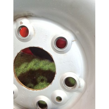 Recambio de llanta para iveco daily vi furgoneta 33s12, 35s12, 35c12 referencia OEM IAM 5801622004  
