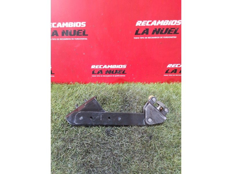 Recambio de rodillo puerta corredera derecha baja para citroën jumpy iii furgoneta (v_) 1.5 bluehdi 120 referencia OEM IAM   