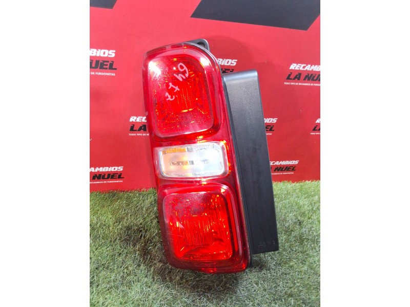 Recambio de piloto trasero izquierdo para opel zafira life autobús (k0) 2.0 referencia OEM IAM 9808243180 9808243182 
