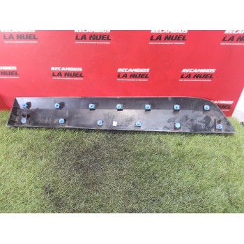 Recambio de moldura puerta corredera derecha para renault express furgón/monospace 1.3 tce 100 (f6ma) referencia OEM IAM 8287607