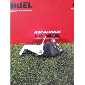 Recambio de rodillo puerta corredera derecha para renault express furgón/monospace 1.3 tce 100 (f6ma) referencia OEM IAM 824A655