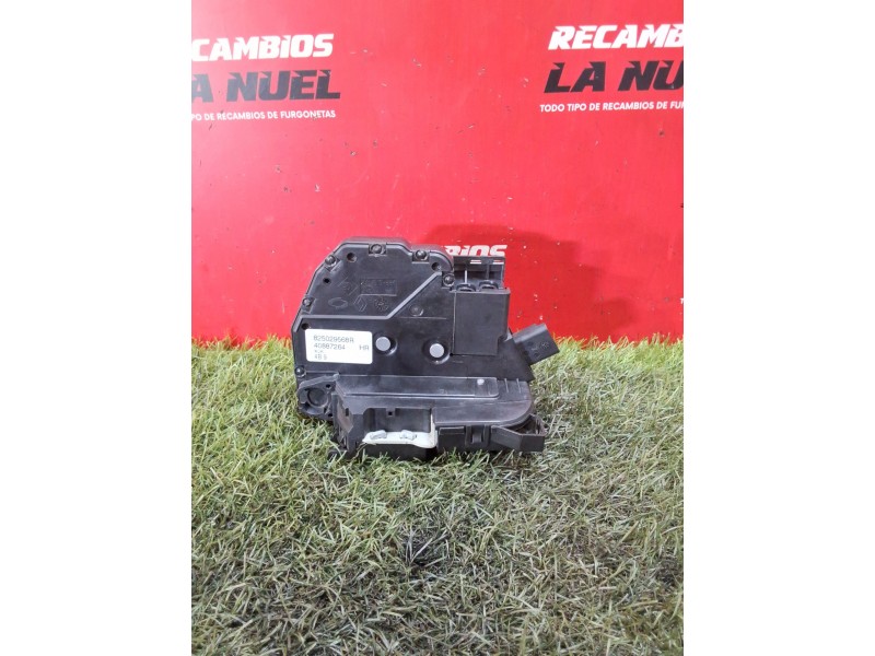 Recambio de cerradura puerta lateral derecha para renault express furgón/monospace 1.3 tce 100 (f6ma) referencia OEM IAM 8250295