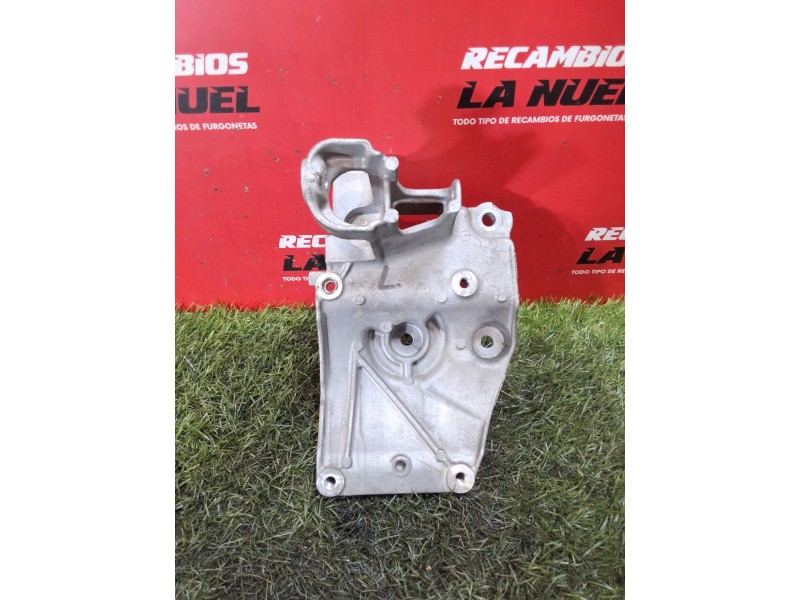 Recambio de soporte alternador para peugeot partner furgón/monospace (k9) 1.5 bluehdi 100 referencia OEM IAM 9823598480  