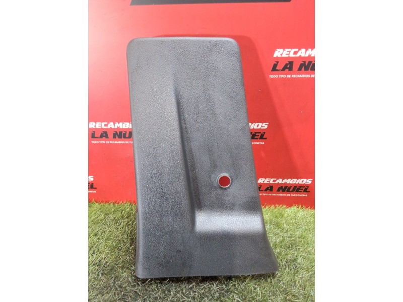 Recambio de moldura para opel zafira life autobús (k0) 2.0 referencia OEM IAM 9808846977 9866688277 