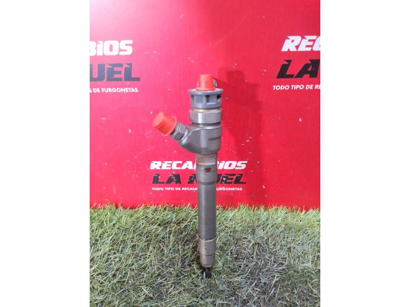 Recambio de inyector para nissan nv300 camper michelangelo dci cat referencia OEM IAM 0445110546 788TLSZ 9393113644581705