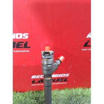 Recambio de inyector para nissan nv300 camper michelangelo dci cat referencia OEM IAM 0445110546 788TLSZ 9393113644581705