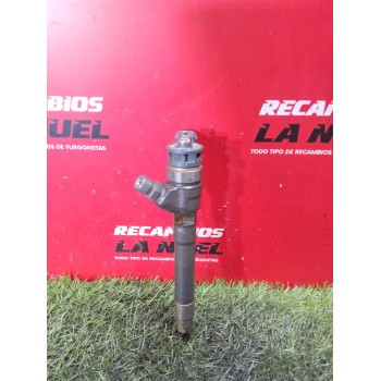 Recambio de inyector para nissan nv300 camper michelangelo dci cat referencia OEM IAM 0445110546 81S0255 9393104713081705