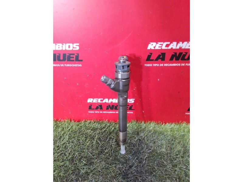 Recambio de inyector para nissan nv300 camper michelangelo dci cat referencia OEM IAM 0445110546 AAS0616 9392108257881928