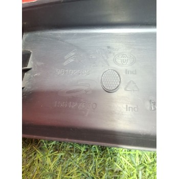 Recambio de molduras traseras para opel zafira life autobús (k0) 2.0 referencia OEM IAM 98102353ZD 156127610 
