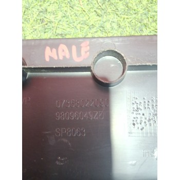 Recambio de molduras traseras para opel zafira life autobús (k0) 2.0 referencia OEM IAM   