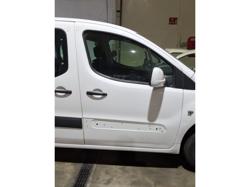 Recambio de puerta delantera derecha para peugeot partner tepee 1.6 hdi 90 referencia OEM IAM 9004Z6  