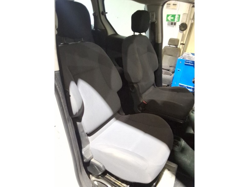 Recambio de asiento delantero derecho para peugeot partner tepee 1.6 hdi 90 referencia OEM IAM   