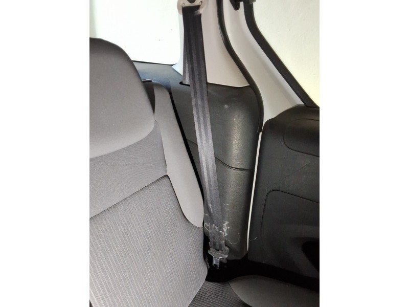 Recambio de cinturon seguridad trasero izquierdo para peugeot partner tepee 1.6 hdi 90 referencia OEM IAM 8975QS  