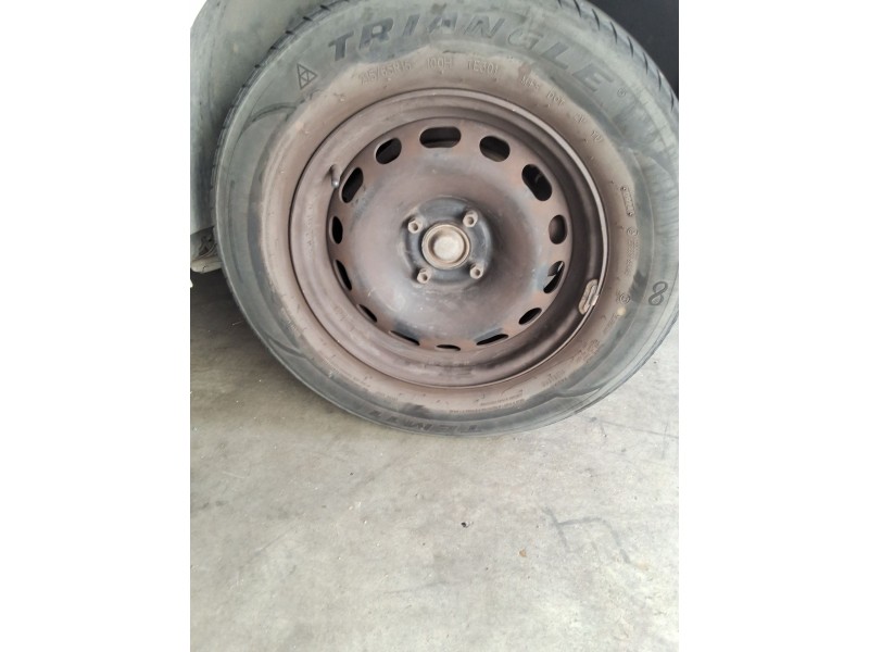 Recambio de llanta trasera izquierda para peugeot partner tepee 1.6 hdi 90 referencia OEM IAM 5401S6  