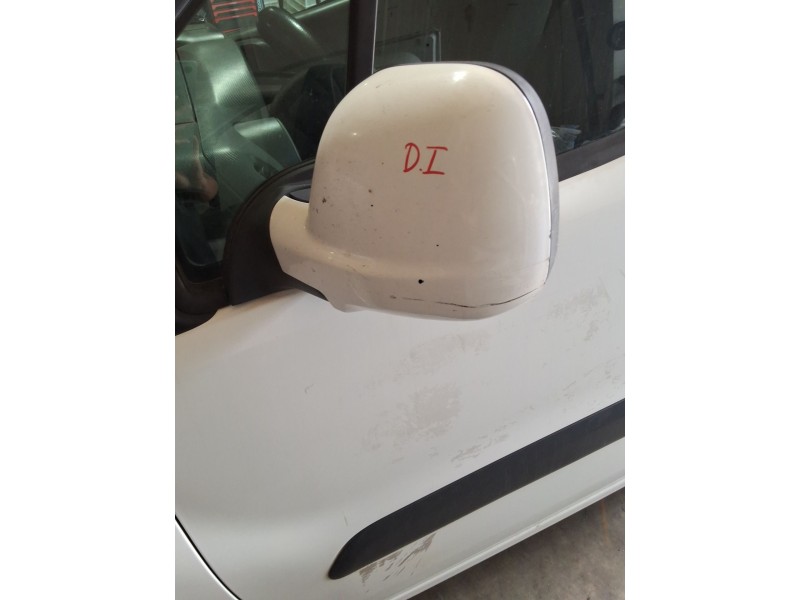 Recambio de retrovisor izquierdo para peugeot partner tepee 1.6 hdi 90 referencia OEM IAM   