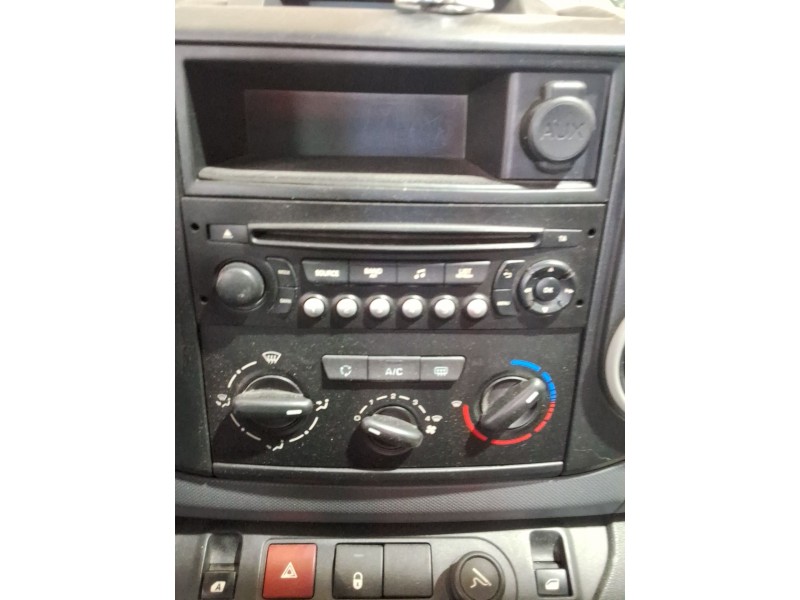 Recambio de radio cd para peugeot partner tepee 1.6 hdi 90 referencia OEM IAM   