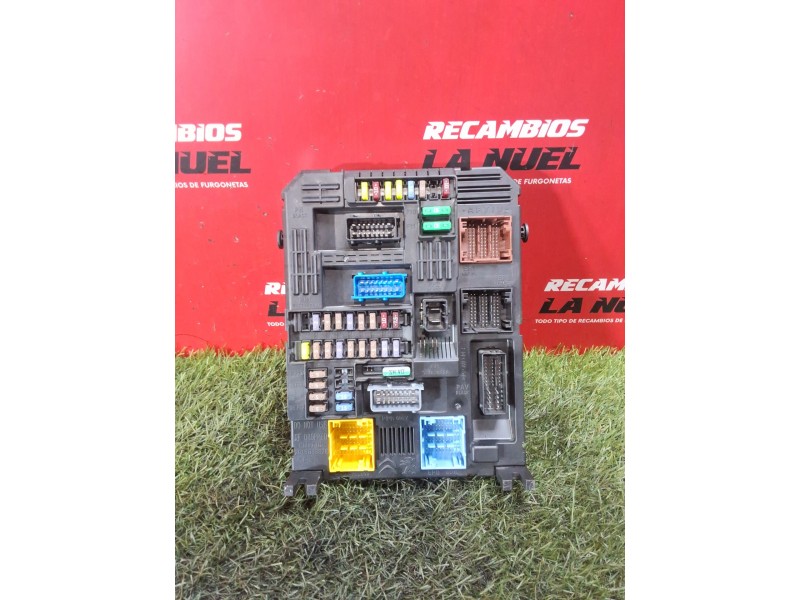 Recambio de caja reles para peugeot expert furgoneta (v_) 2.0 bluehdi 120 referencia OEM IAM 9845141280  