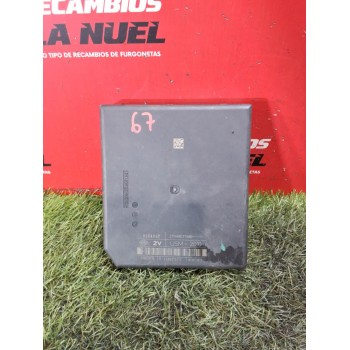 Recambio de caja reles / fusibles para renault kangoo / grand kangoo ii (kw0/1_) 1.5 dci 80 (kw15) referencia OEM IAM 284B63788R